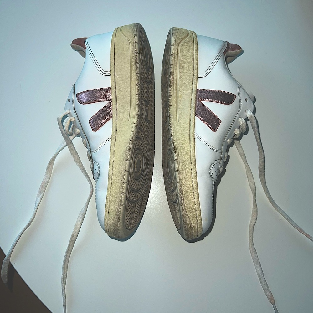 Veja Sneakers - Pink Metallic